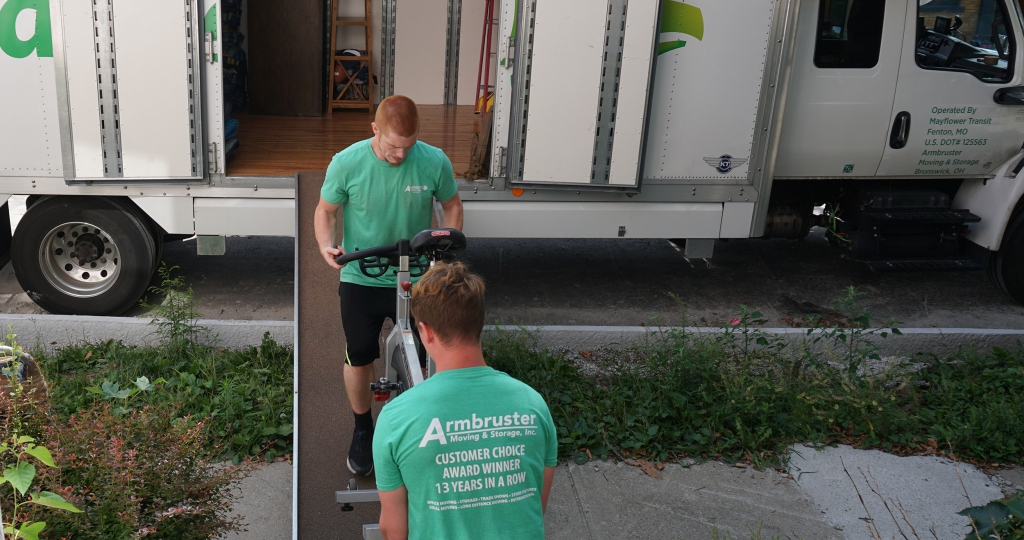 What You Need to Know When Hiring a Moving Company