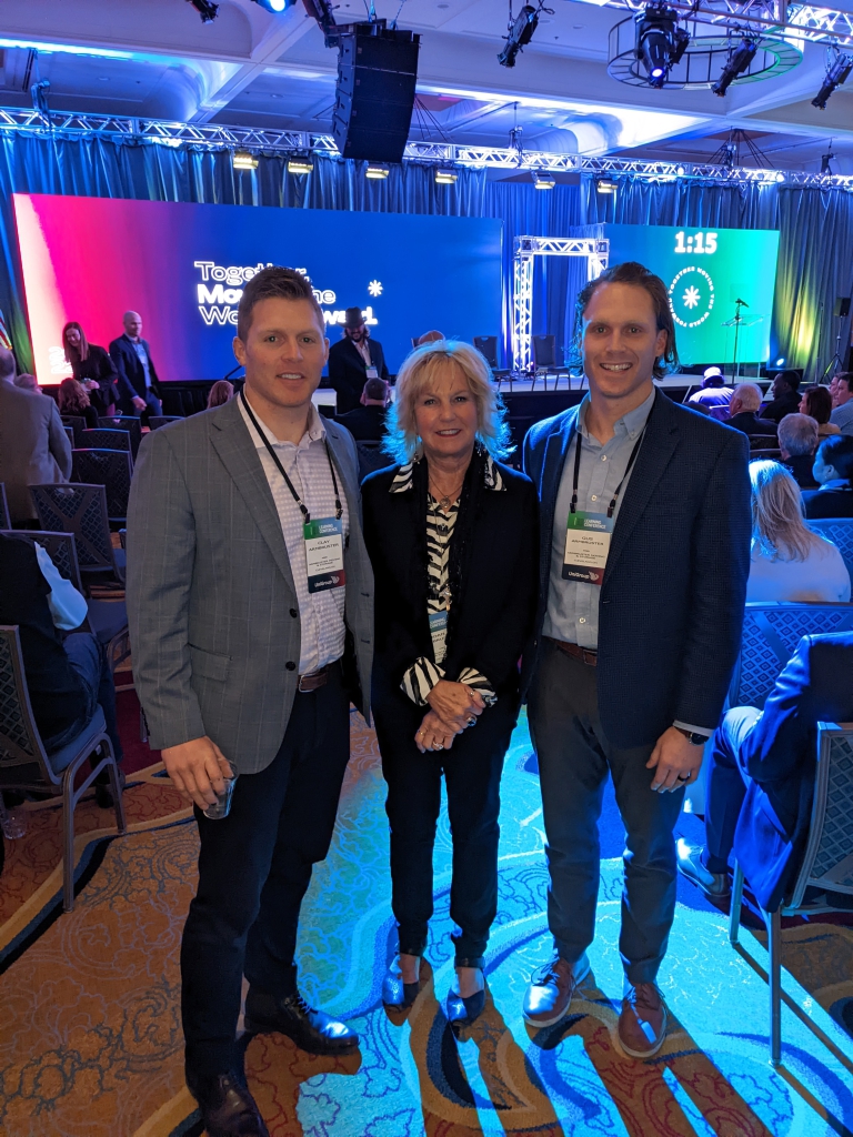 Armbruster Wins Mayflower Customer Excellence Award 2022